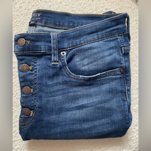 *EUC* J. Crew Factory 9” High Rise Button Front Fly Jean in Windward Wash / 31P - Picture 7 of 10
